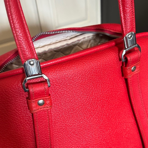 🍒✈️Vintage American Tourister "Tiara" Cherry Red Carry on Bag - Picture 9 of 12